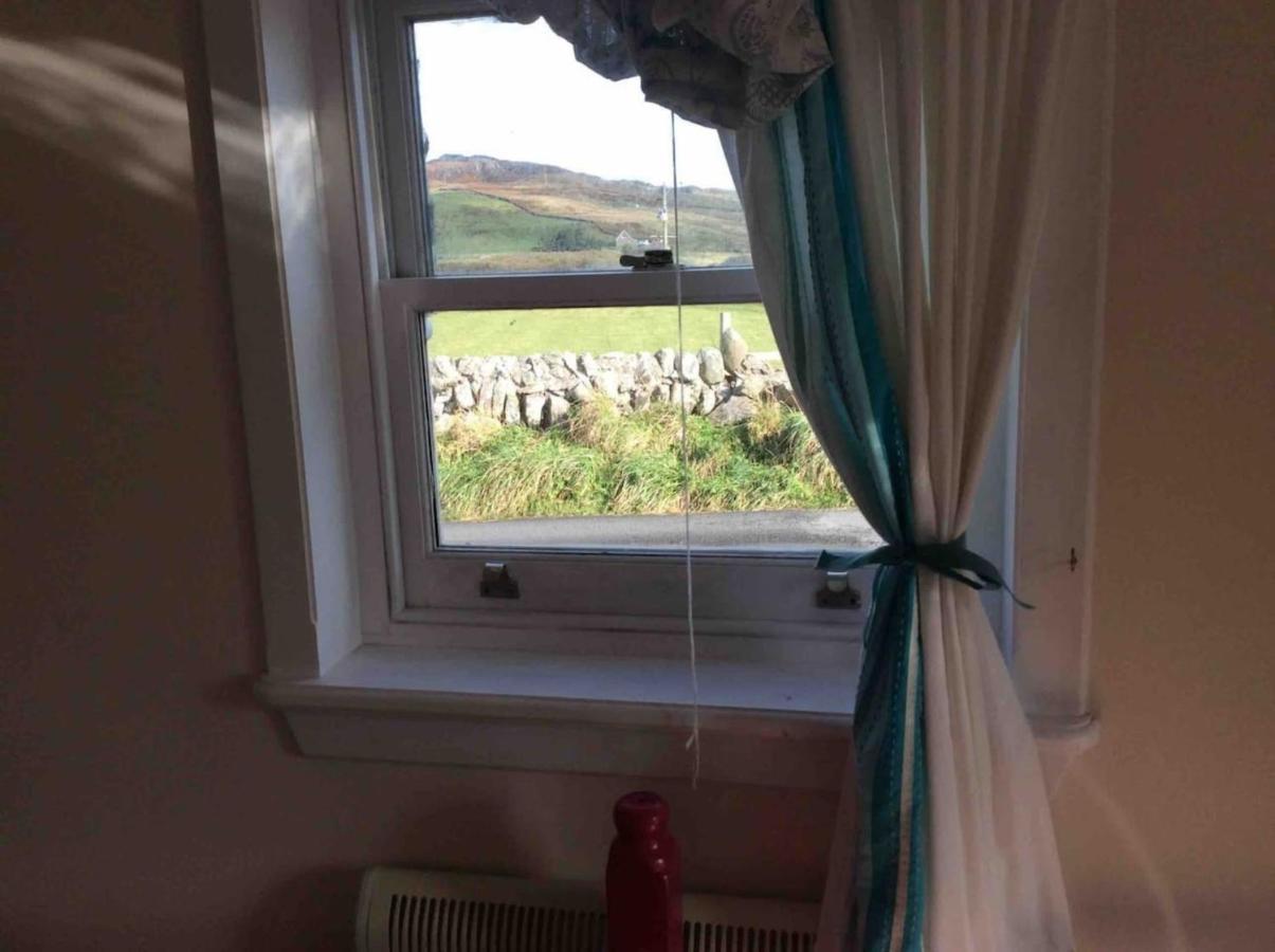 Quaint And Quirky Former Crofters Cottage In Port Ellen Eksteriør bilde