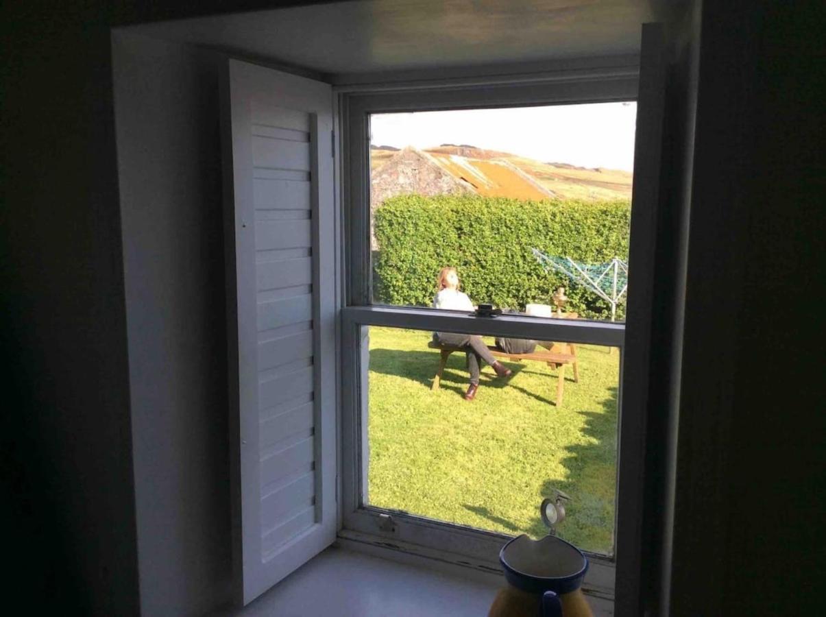 Quaint And Quirky Former Crofters Cottage In Port Ellen Eksteriør bilde