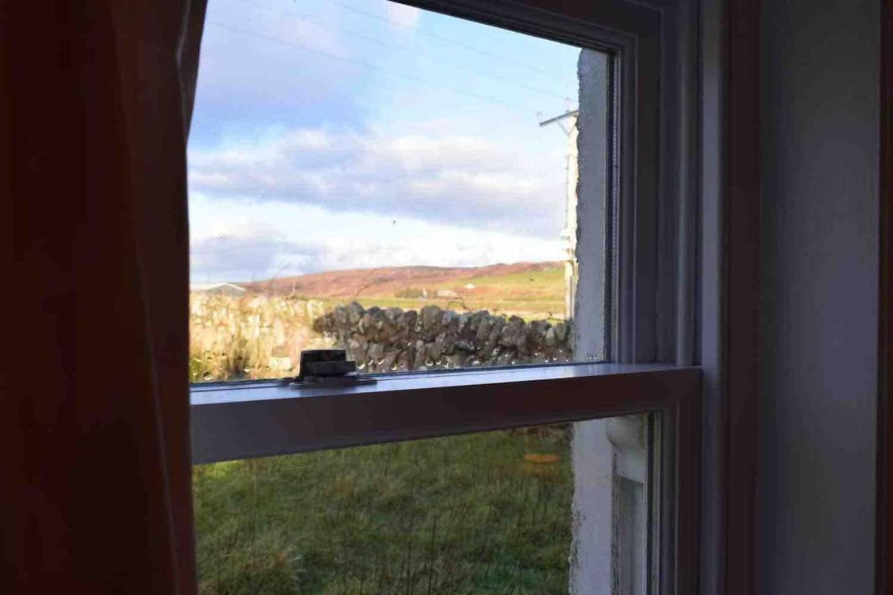 Quaint And Quirky Former Crofters Cottage In Port Ellen Eksteriør bilde